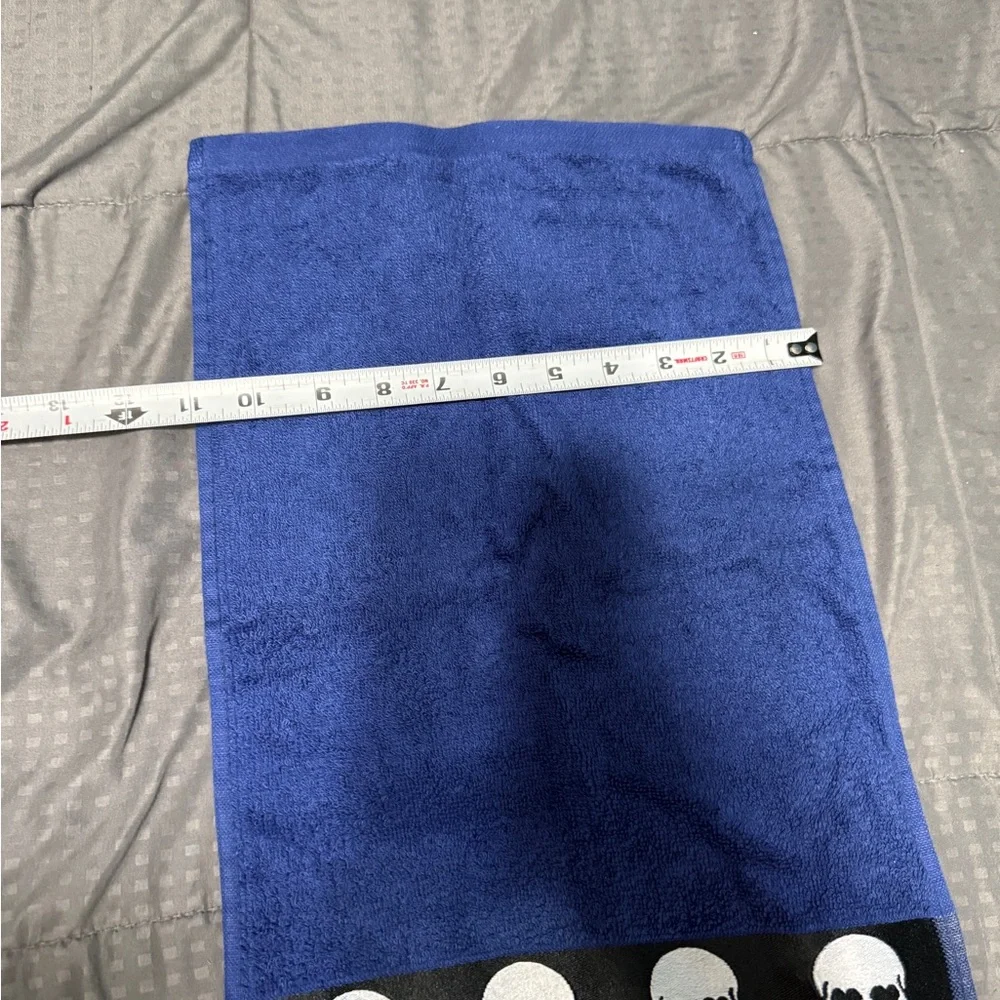 Betsey Johnson totally skulls Blue Fingertip towel 11x18